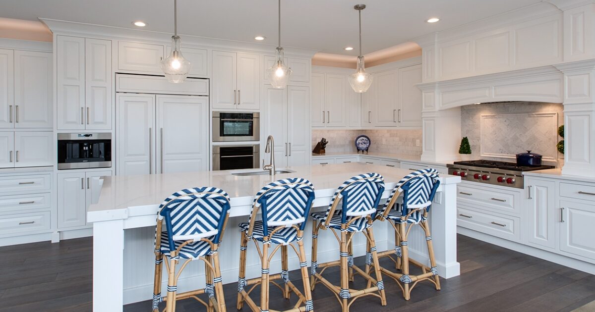 White Kitchen Cabinets With Walk In Pantry Showplace Cabinetry